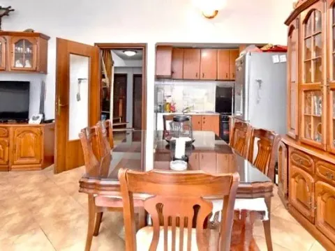 Prodaja, stan, 123m², Herceg Novi, Crna Gora - image 2