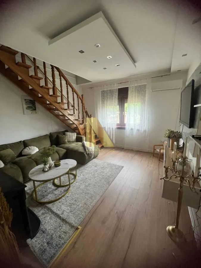 Rent, house, 101m², Aleksandrovo, Subotica