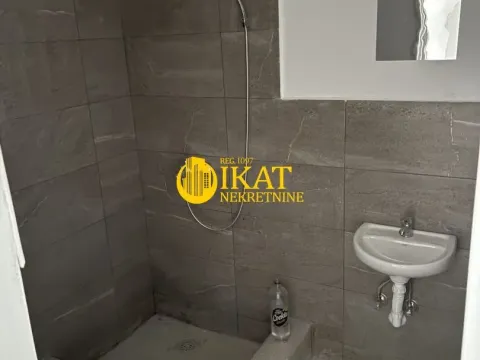 Izdavanje, poslovni prostor, 450m², Krnjaca, Palilula Sve Podlokacije - image 7