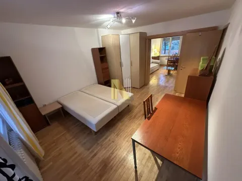 Izdavanje, dvosoban stan, 59m², Stari grad, Novi Sad - image 7