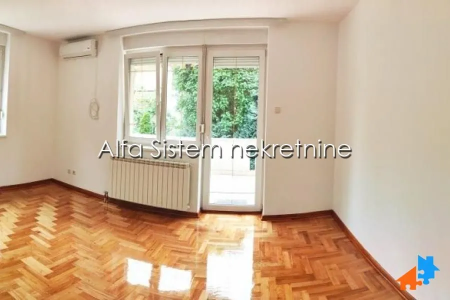 Rent, four bedroom apartment, 147m², Voždovac Sve Podlokacije, Beograd