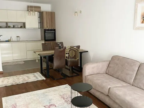 Izdavanje, dvosoban stan, 72m², Master Kvart, Podgorica - image 8