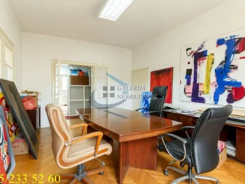 Prodaja, četvorosoban stan, 120m², Stari Grad, Beograd - image 20