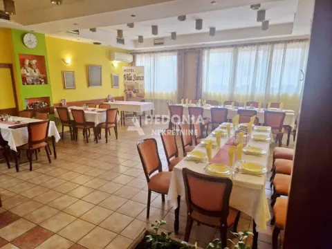 Prodaja, ugostiteljski objekat, 480m², Centar, Stara Pazova - image 3