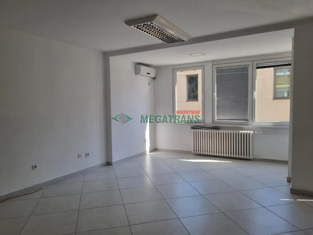 Izdavanje, dvosoban stan, 70m², Liman 2, Novi Sad Sve Podlokacije