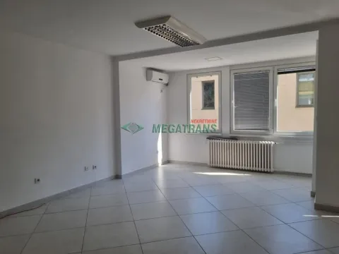 Izdavanje, dvosoban stan, 70m², Liman 2, Novi Sad Sve Podlokacije - image 6