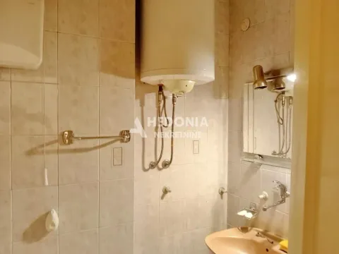 Prodaja, trosoban stan, 70m², Vračar Hram, Vračar Sve Podlokacije - image 8