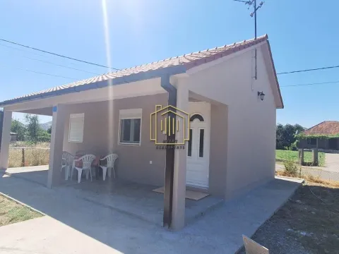 Rent, house, 40m², Podgorica, Crna Gora - image 1