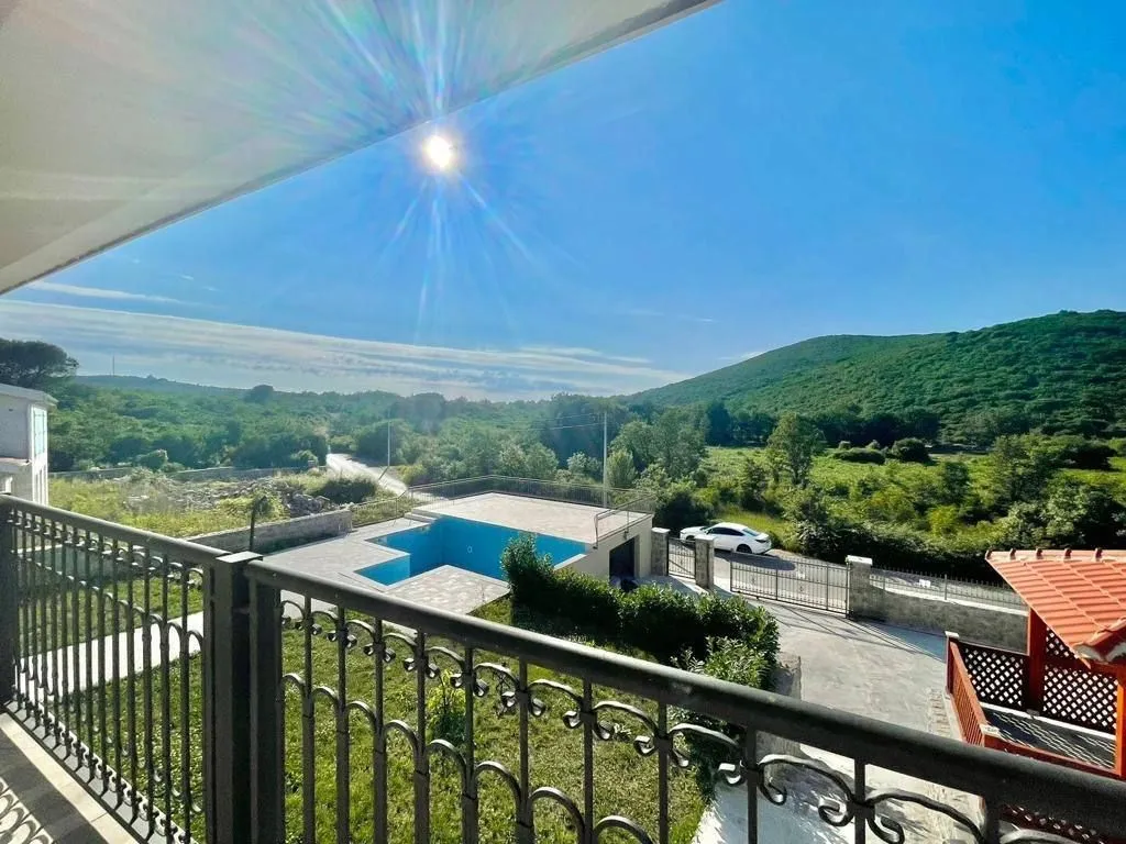 Sale, house, 200m², Zagora, Kotor