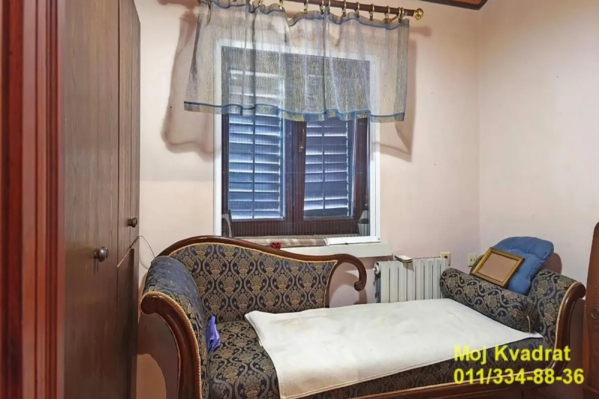 Sale, house, 200m², Banovo Brdo, Beograd