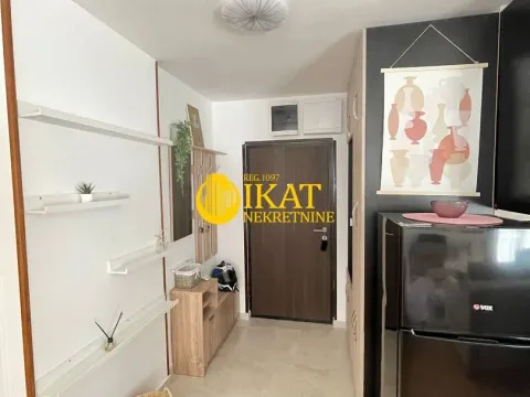 Izdavanje, dvosoban stan, 47m², Karaburma, Palilula Sve Podlokacije - image 6