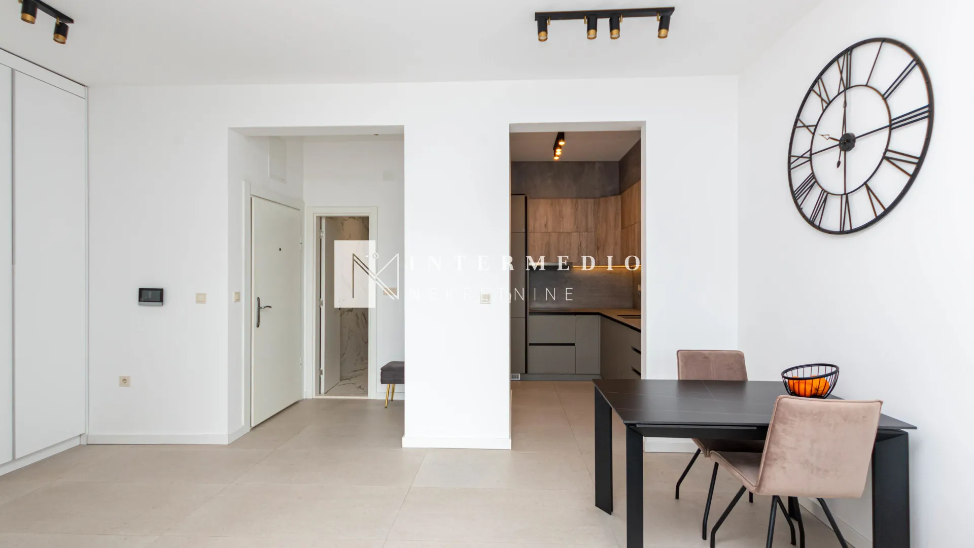 Prodaja, jednosoban stan, 49m², Baošići, Herceg Novi
