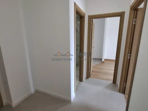 Izdavanje, jednosoban stan, 45m², City Kvart, Podgorica - image 4