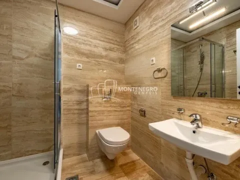 Prodaja, trosoban stan, 160m², Pržno, Budva - image 3