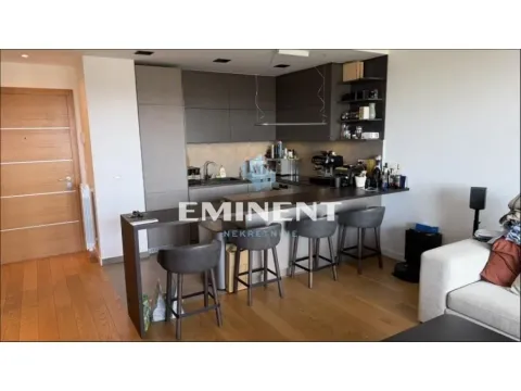 Izdavanje, trosoban stan, 88m², Savski Venac, Beograd - image 3