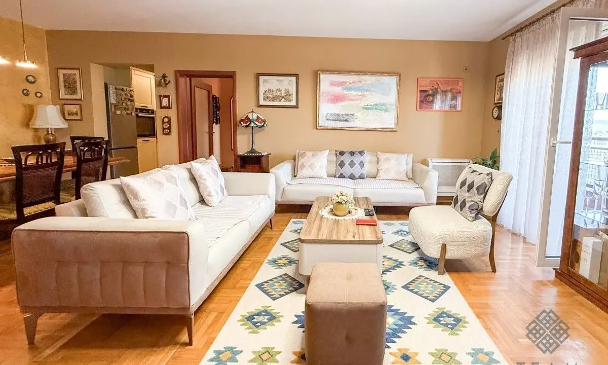 Prodaja, dvosoban stan, 107m², Zabjelo, Podgorica