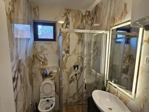 Izdavanje, trosoban stan, 74m², Lekino Brdo, Voždovac Sve Podlokacije - image 14