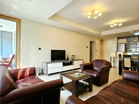 Prodaja, trosoban stan, 90m², Rozino, Budva - image 2