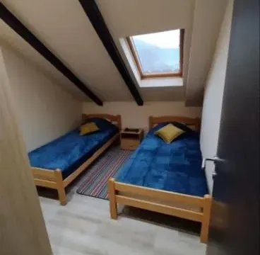 Izdavanje, dvosoban stan, 70m², Tivat, Crna Gora - image 8