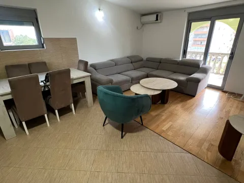 Izdavanje, dvosoban stan, 70m², Bjeliši, Bar - image 2