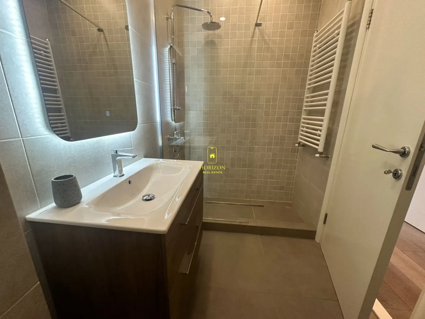 Rent, two bedroom apartment, 75m², Preko Morače, Podgorica
