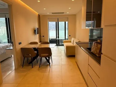 Prodaja, jednosoban stan, 69m², Bečići, Budva - image 1