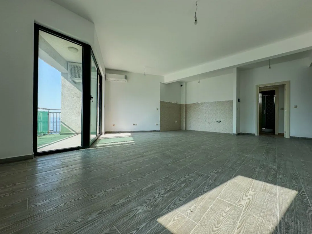 Prodaja, dvosoban stan, 85m², Bečići, Budva