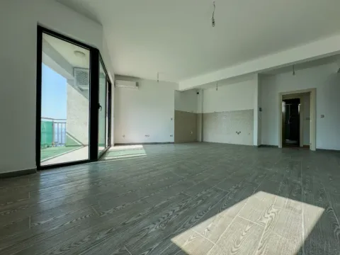 Prodaja, dvosoban stan, 85m², Bečići, Budva - image 2