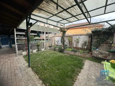 Prodaja, kuća, 191m², Centar, Ćuprija - image 15