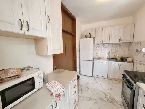 Rent, two bedroom apartment, 120m², Sveti Stefan, Budva - image 9
