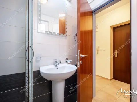 Prodaja, dvosoban stan, 55m², Bečići, Budva - image 16