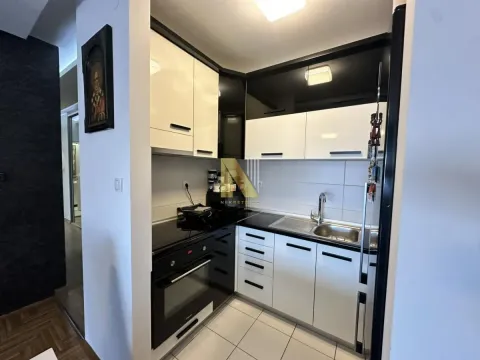 Prodaja, dvosoban stan, 55m², Bulevar patrijarha Pavla, Novi Sad Sve Podlokacije - image 4