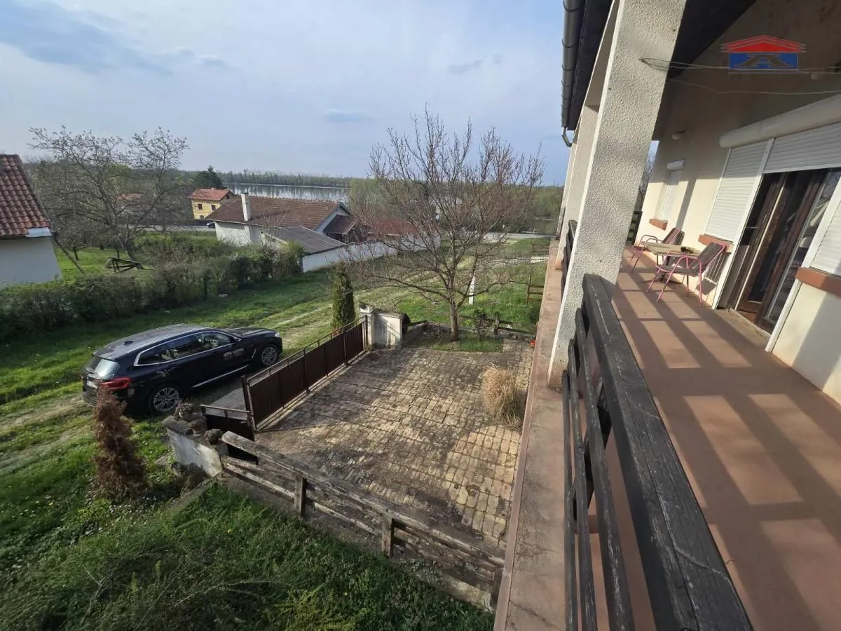 Prodaja, kuća, 104m², Banoštor, Beočin
