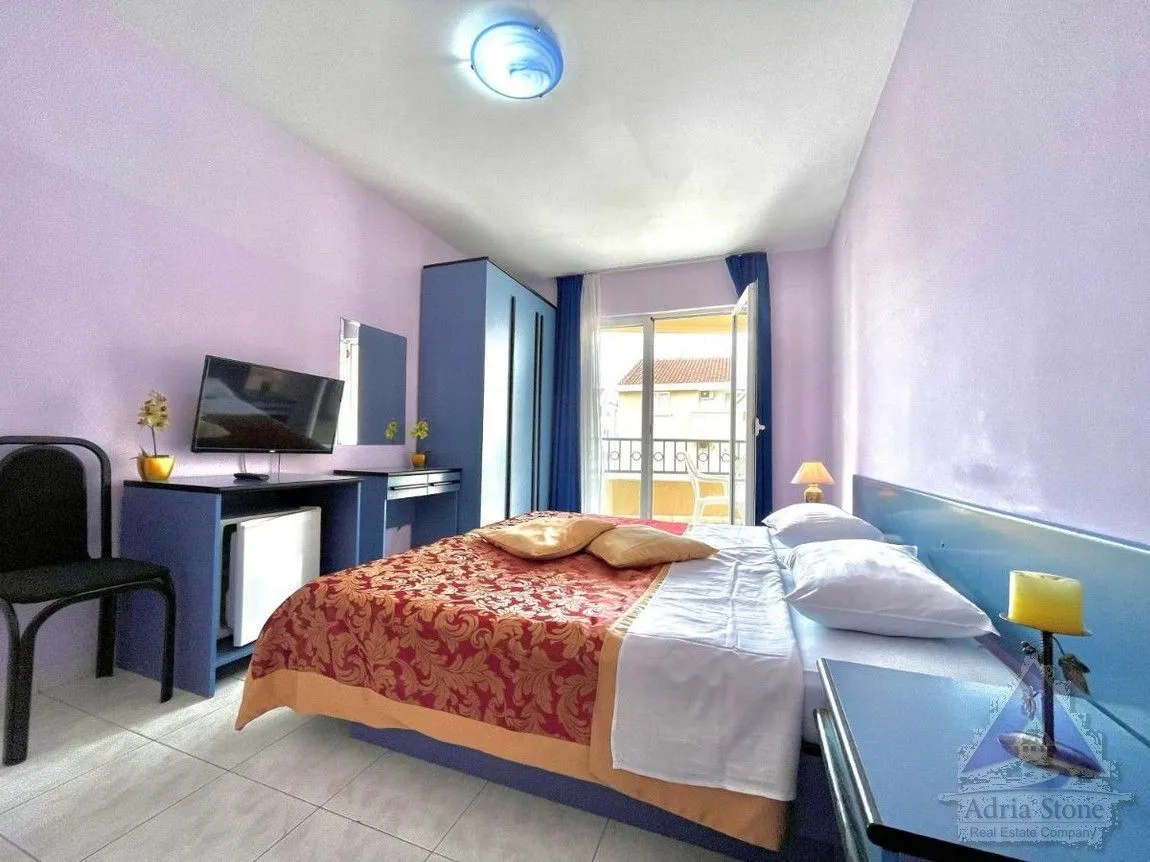 Prodaja, ugostiteljski objekat, 1300m², Budva, Crna Gora