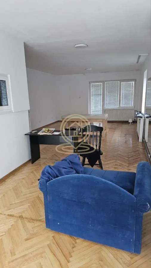 Rent, office space, 130m², Retenzija, Beograd