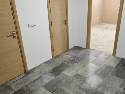 Izdavanje, poslovni prostor, 100m², Jajinci, Voždovac Sve Podlokacije - image 7