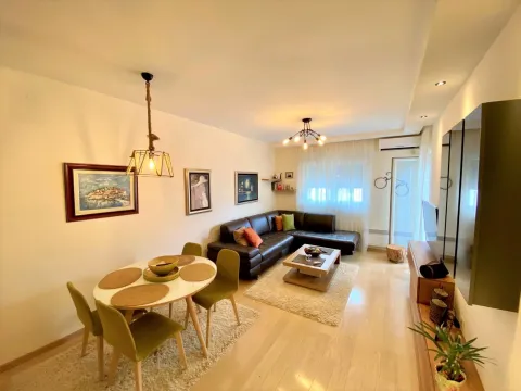 Rent, one bedroom apartment, 47m², City Kvart, Podgorica - image 2