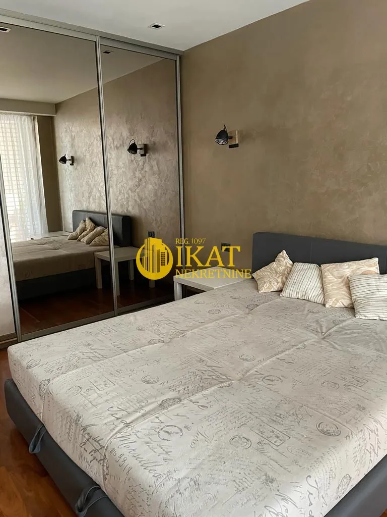Rent, one bedroom apartment, 60m², Novi Beograd Sve Podlokacije, Beograd