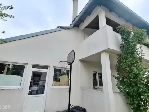 Prodaja, kuća, 180m², Zemun Sve Podlokacije, Beograd - image 17