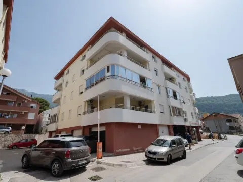 Prodaja, trosoban stan, 222m², Budva, Crna Gora - image 27