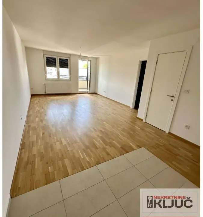 Prodaja, četvorosoban stan, 113m², Telep, Novi Sad Sve Podlokacije