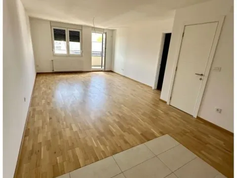 Prodaja, četvorosoban stan, 113m², Telep, Novi Sad Sve Podlokacije