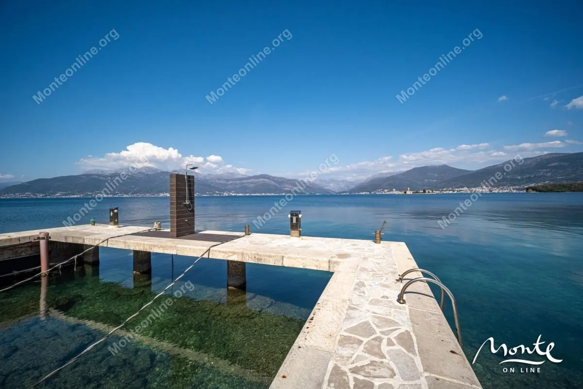 Prodaja, kuća, 770m², Krašići, Tivat