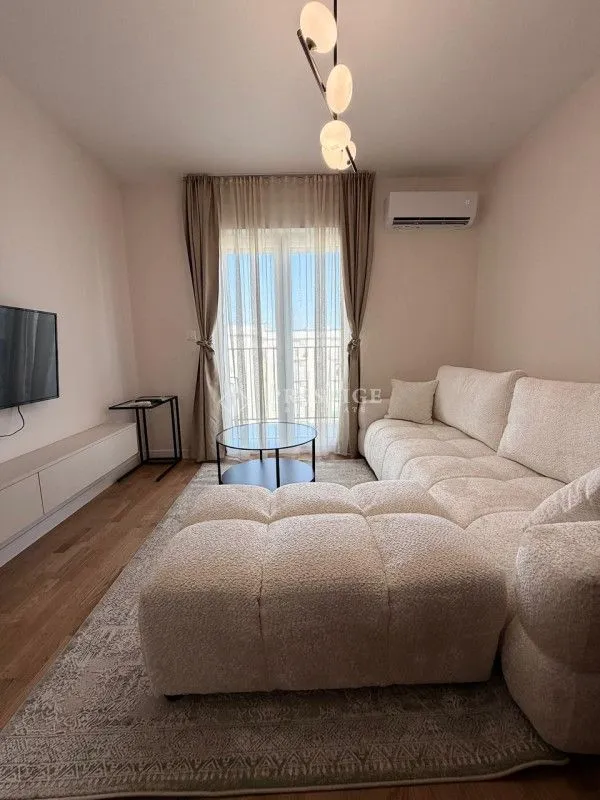 Rent, one bedroom apartment, 40m², Pobrežje, Podgorica