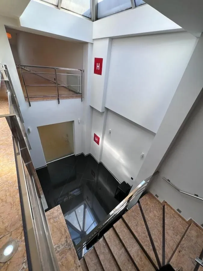 Sale, office space, 350m², Centar, Novi Sad