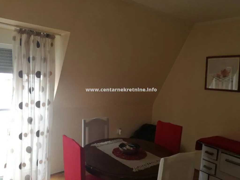 Prodaja, dvosoban stan, 68m², Centar, Cetinje