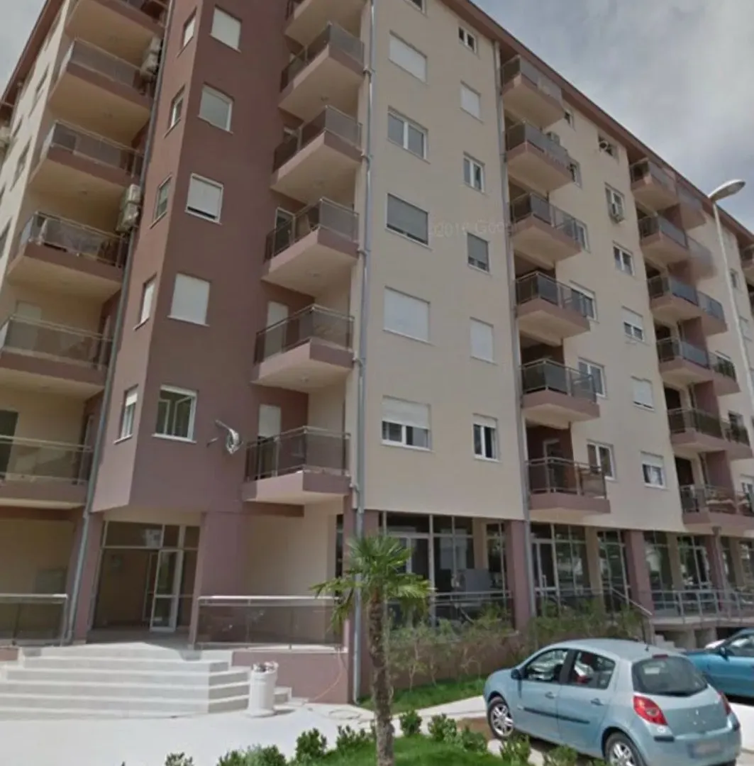 Rent, one bedroom apartment, 50m², Petrovac, Budva