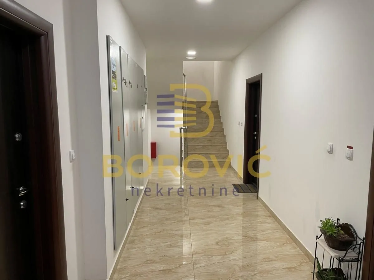 Rent, one bedroom apartment, 32m², Ledine, Beograd