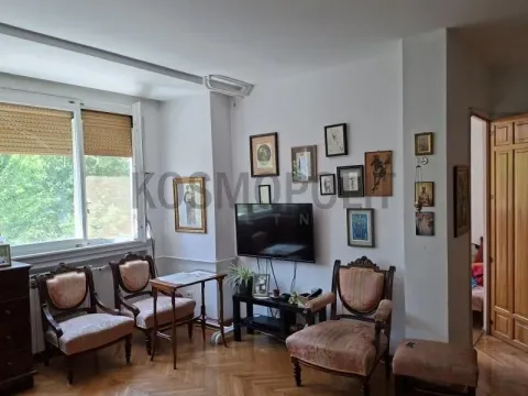 Prodaja, četvorosoban stan, 55m², Severni Bulevar, Zvezdara Sve Podlokacije - image 3