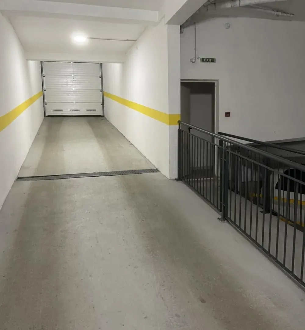 Rent, parking/garage, 11m², Bulbulder, Zvezdara Sve Podlokacije